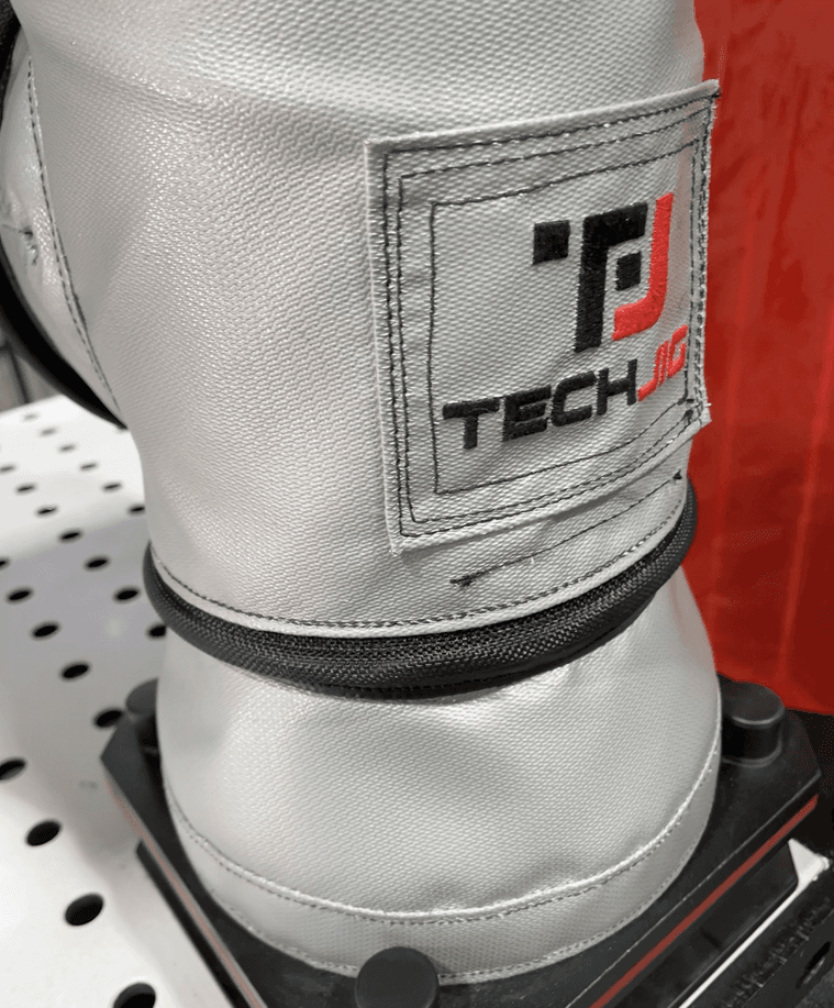 UR20 protective suit